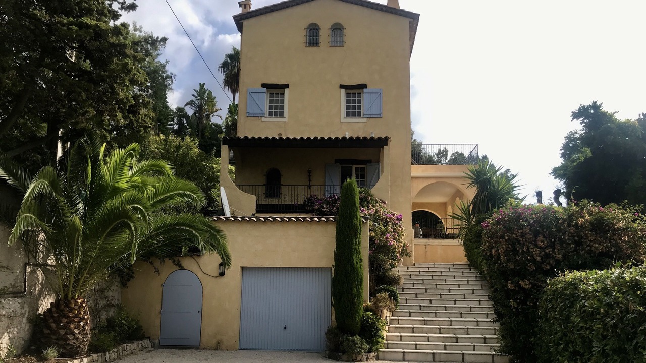 Photo of Outdoor in La Croix des Gardes