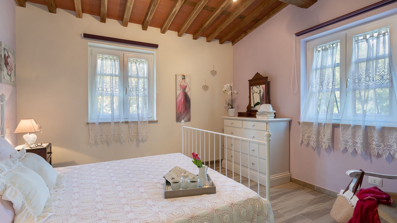 Photo of Bedroom in SantʼAndrea di Compito