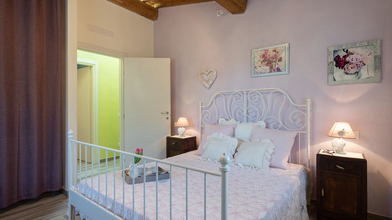 Photo of Bedroom in SantʼAndrea di Compito