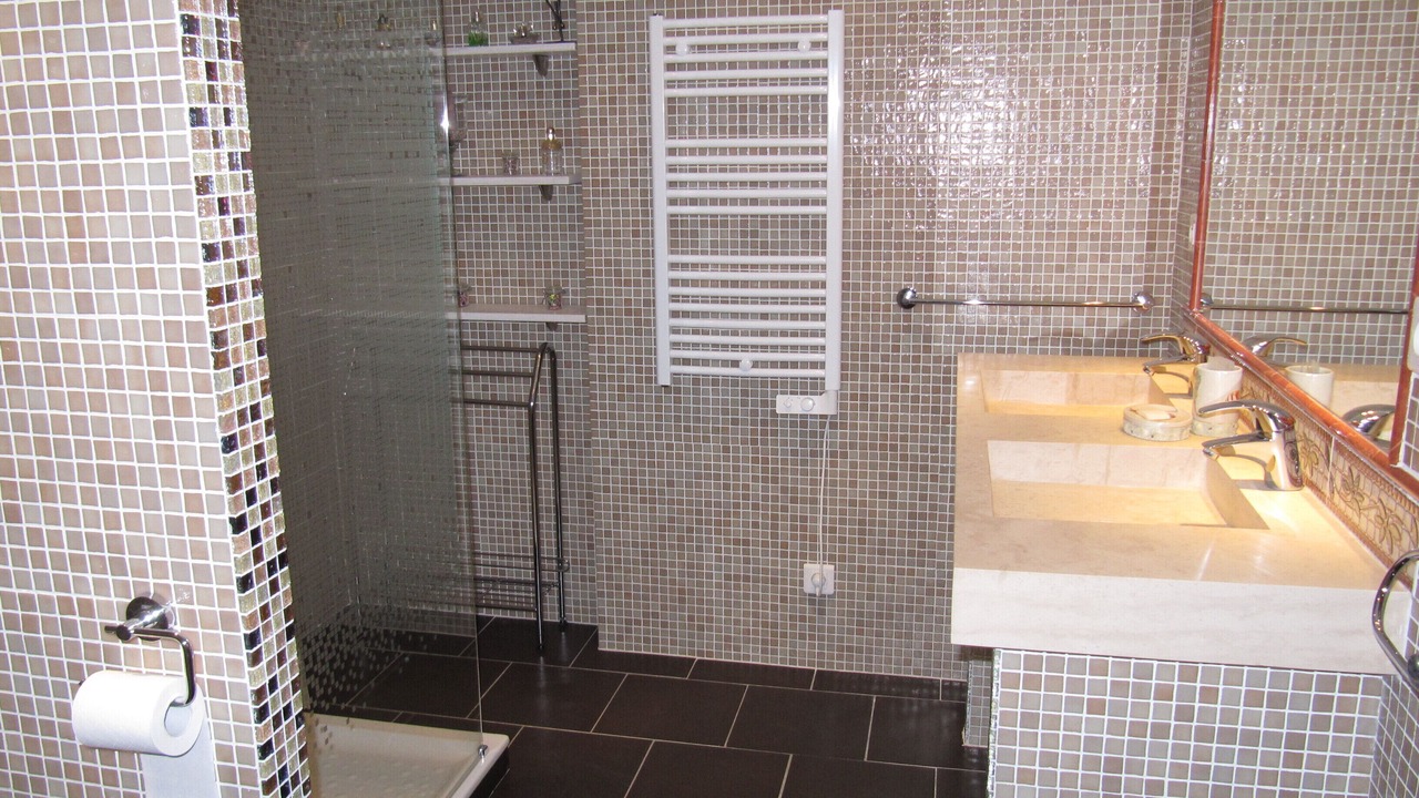 Photo of Bathroom in Cabris
