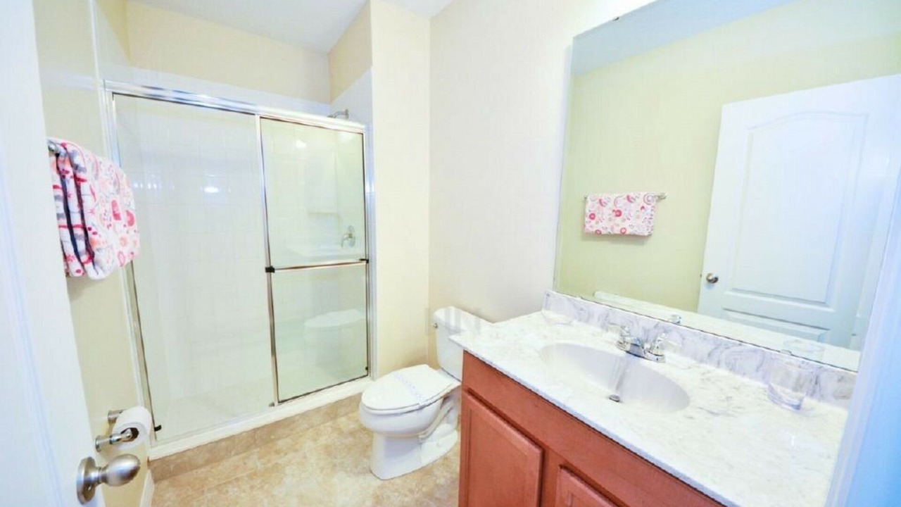 Photo of Bathroom in Cypress Pointe