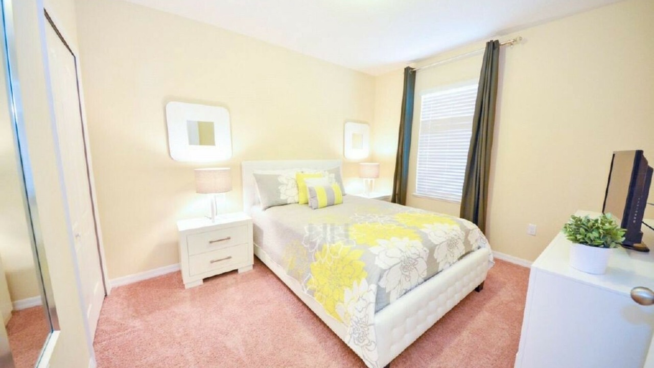 Photo of Bedroom in Cypress Pointe