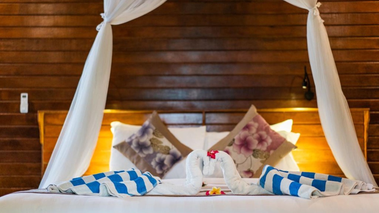 Photo of Bedroom in Mushroom Bay
