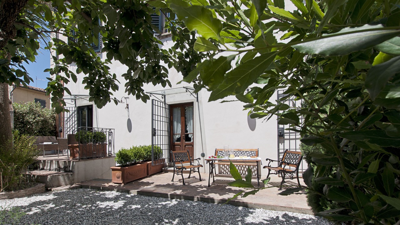 Photo of Patio Balcony in Caprona