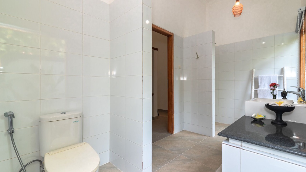 Photo of Bathroom in Anturan