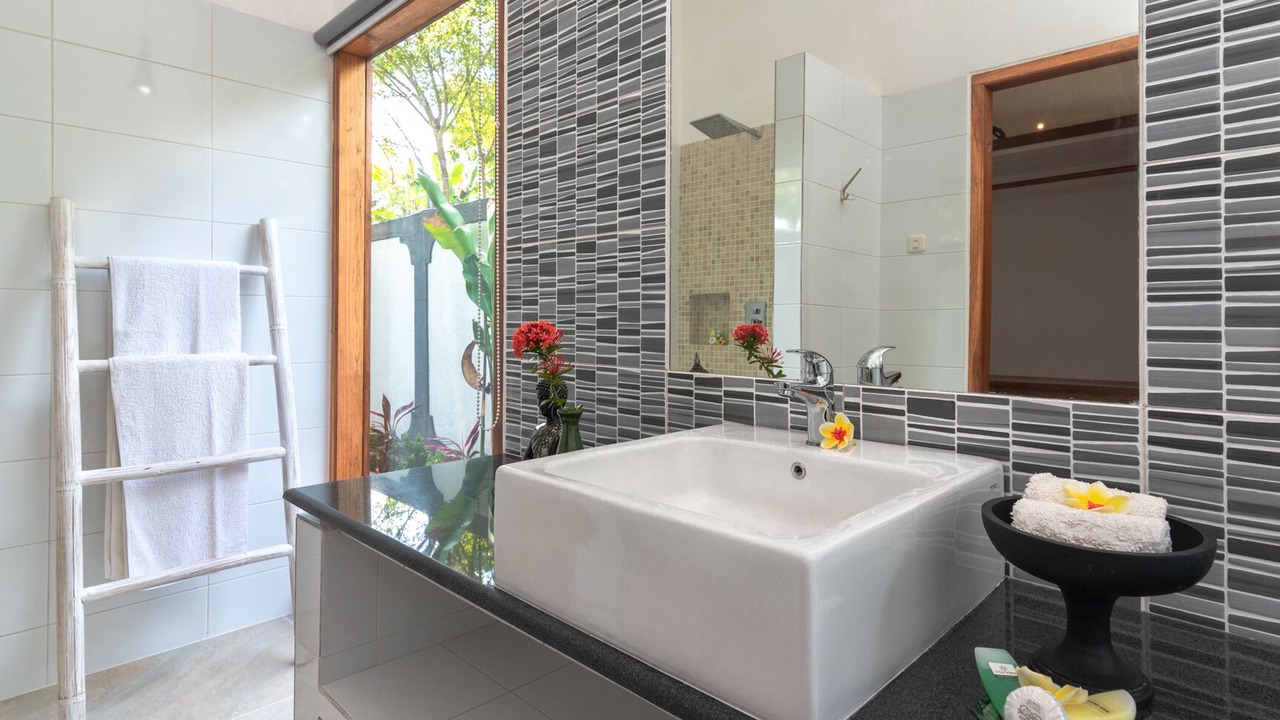 Photo of Bathroom in Anturan
