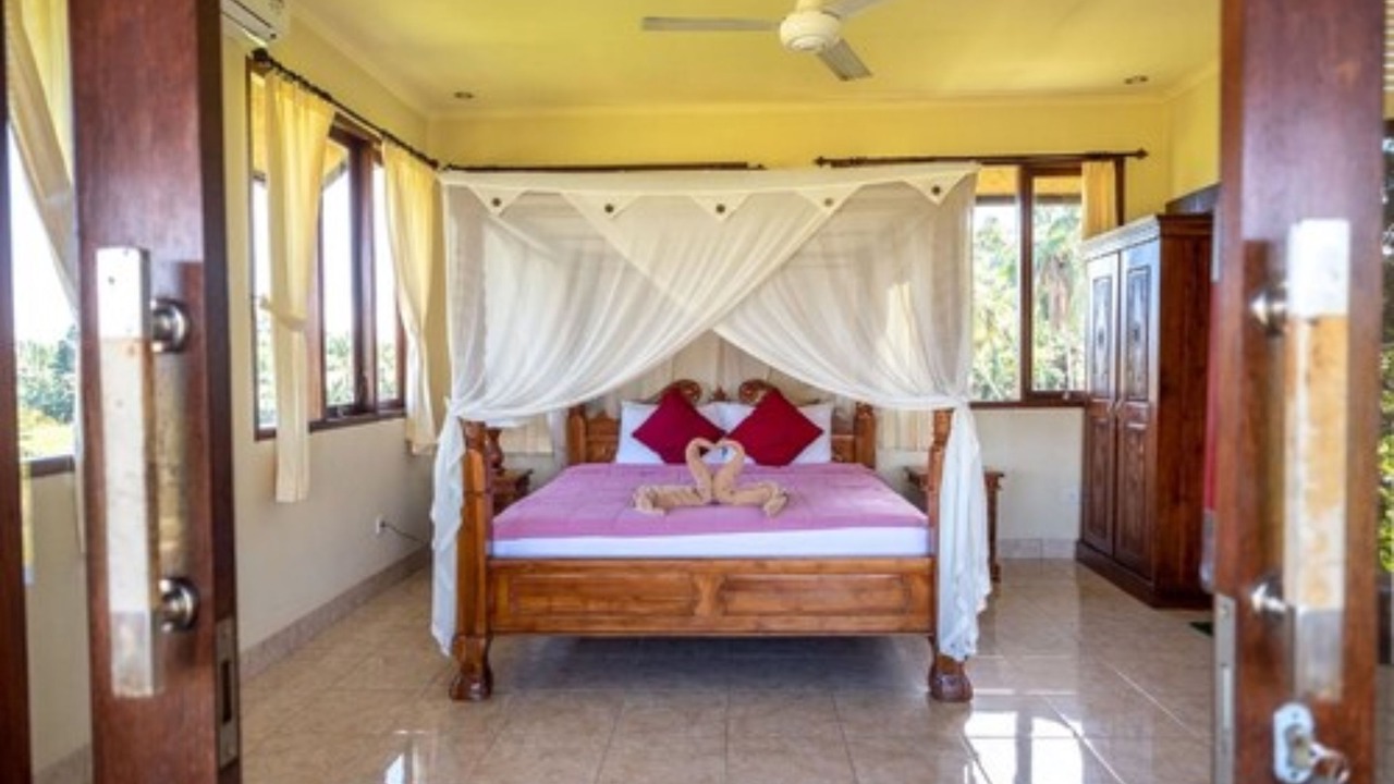 Photo of Bedroom in Sayan