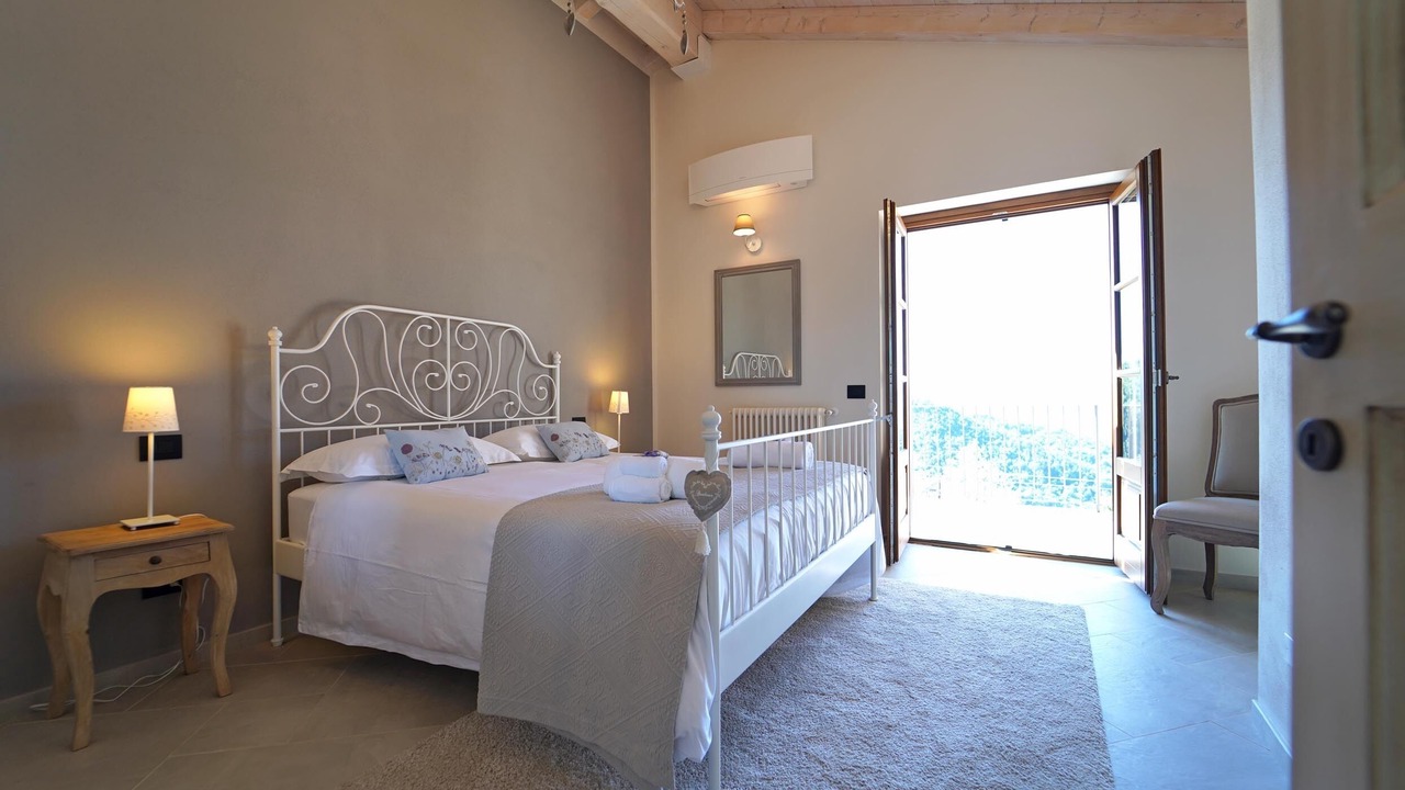 Photo of Bedroom in Licciana Nardi