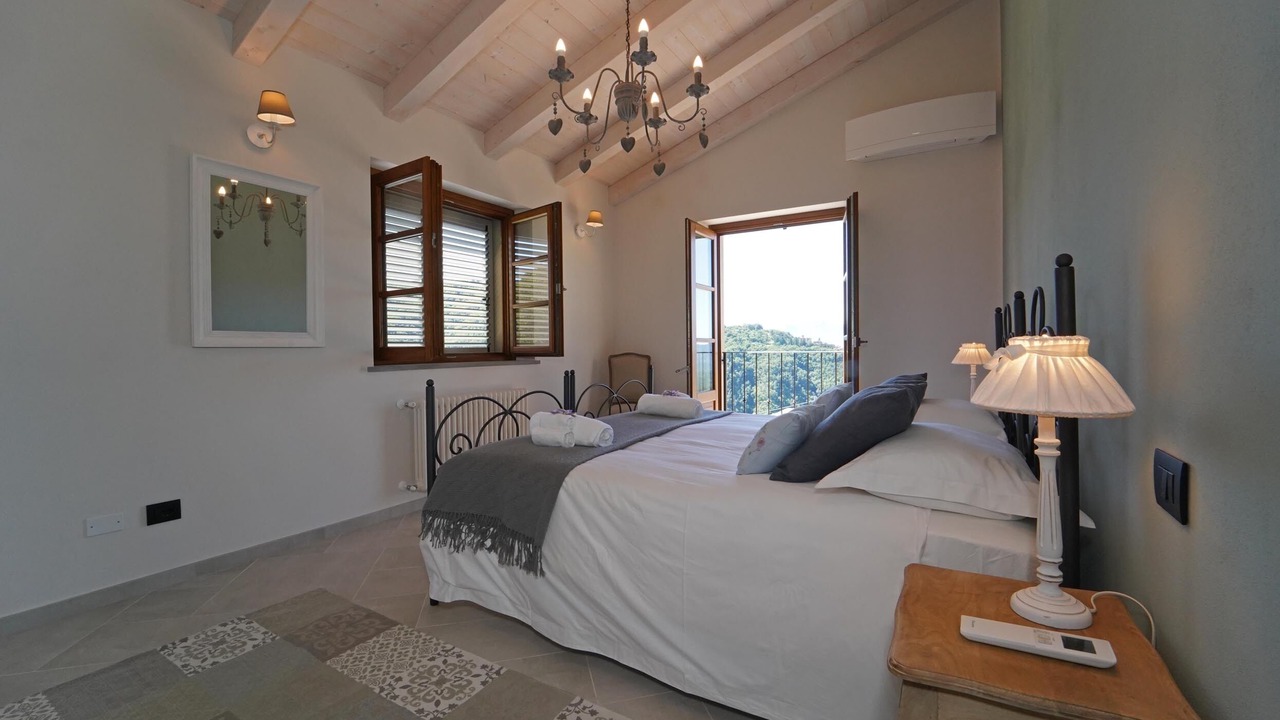 Photo of Bedroom in Licciana Nardi
