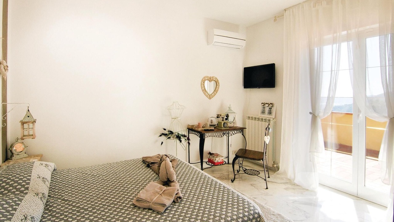 Photo of Others in Carrara