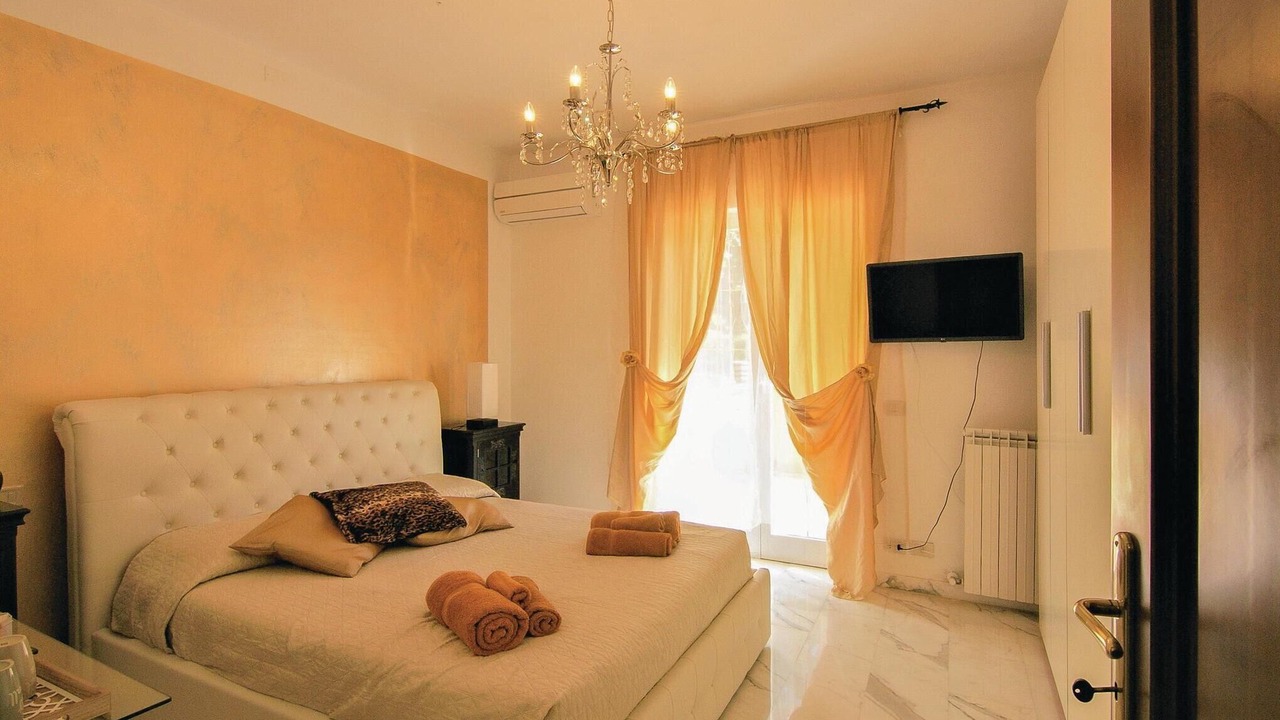 Photo of Others in Carrara