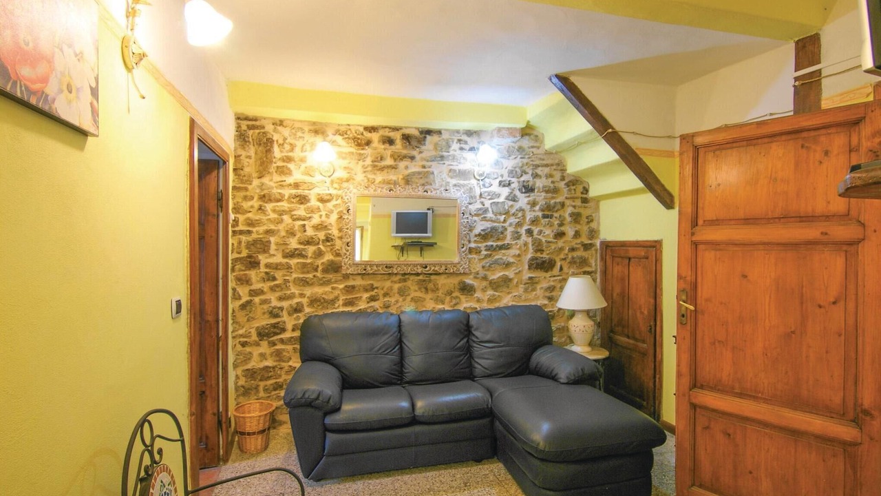 Photo of Bedroom in Montefegatesi