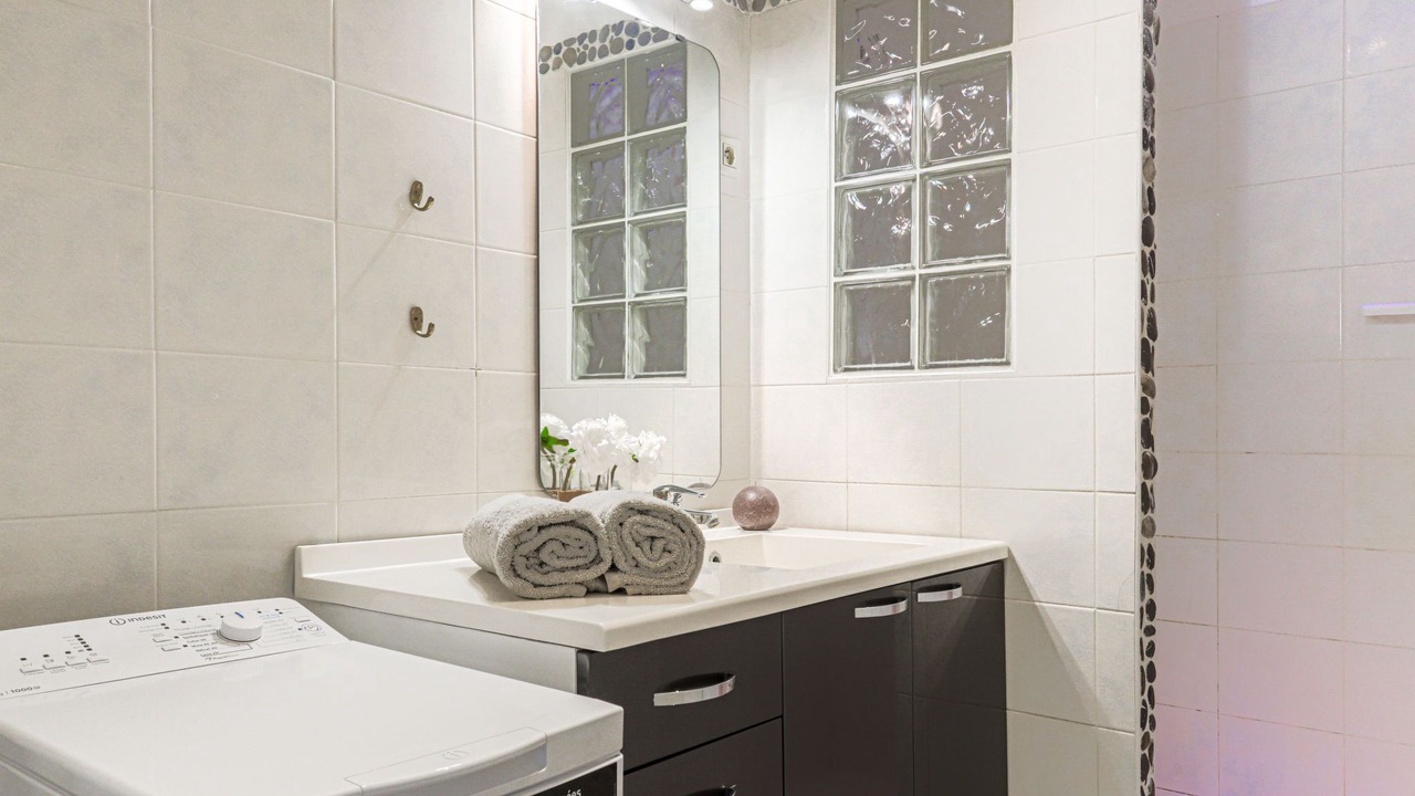 Photo of Bathroom in La Californie