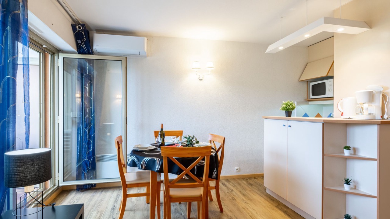 Photo of Livingroom in Sainte-Maxime City Centre