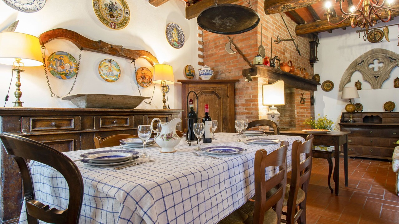 Photo of Bedroom in Montopoli in Val d'Arno