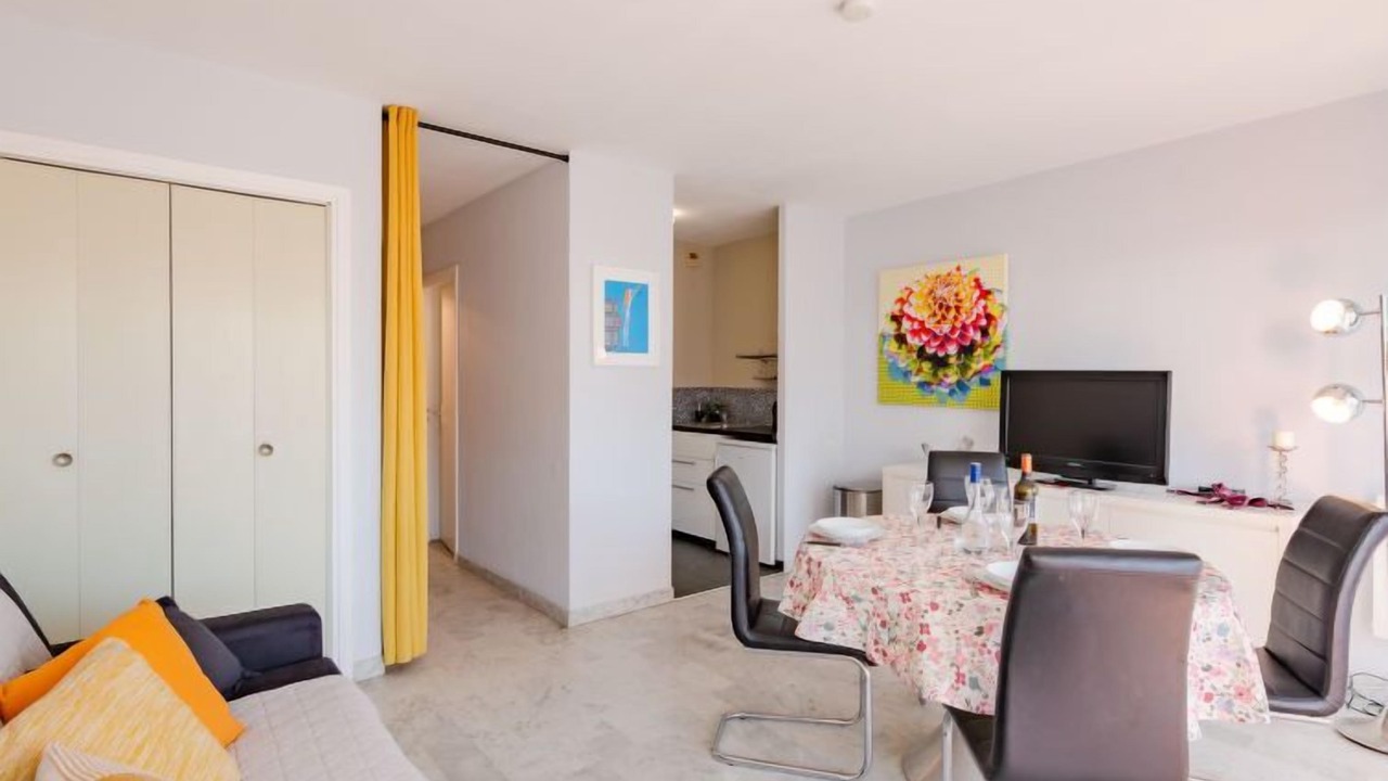 Photo of Livingroom in Sainte-Maxime City Centre