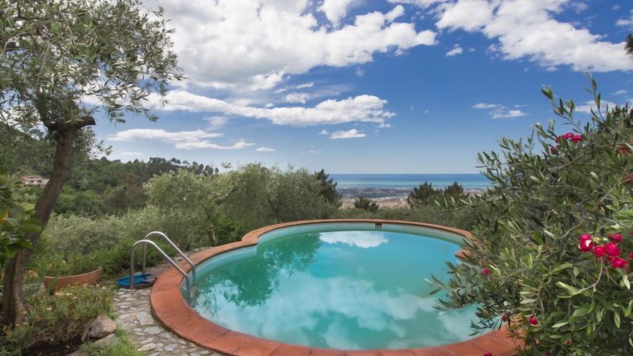 Photo of Outdoor in Massa