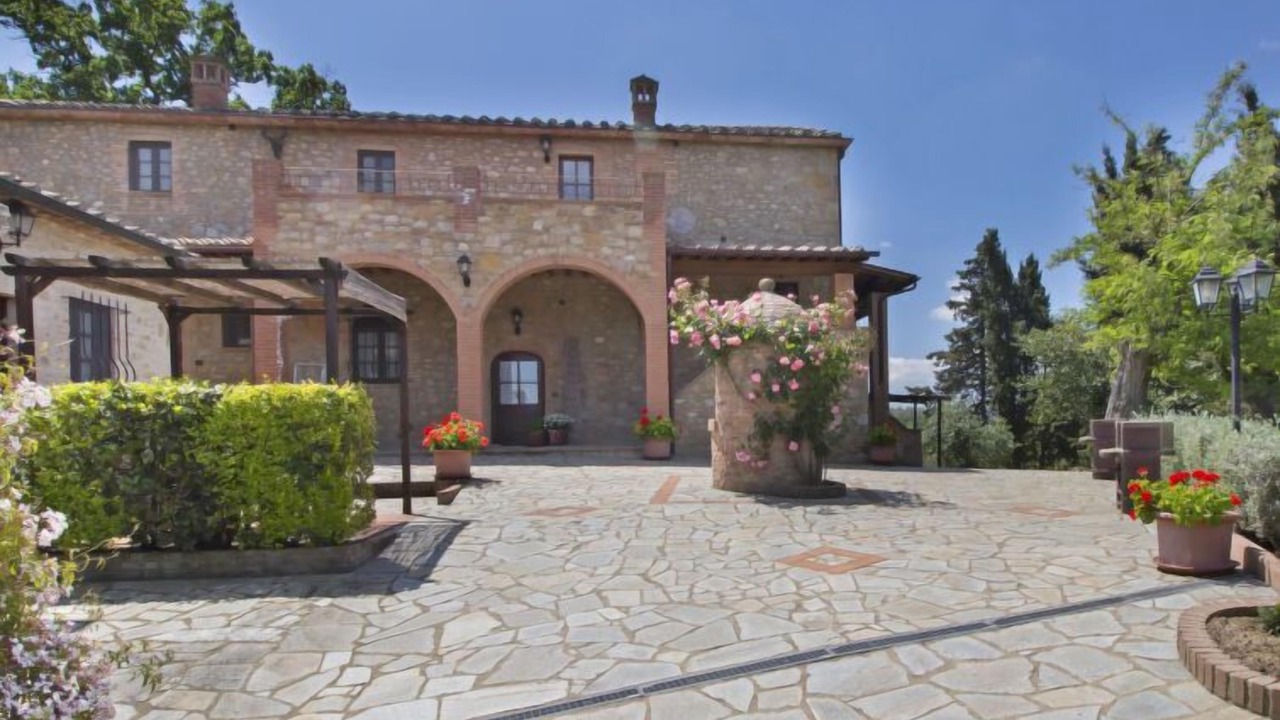 Photo of Others in Volterra