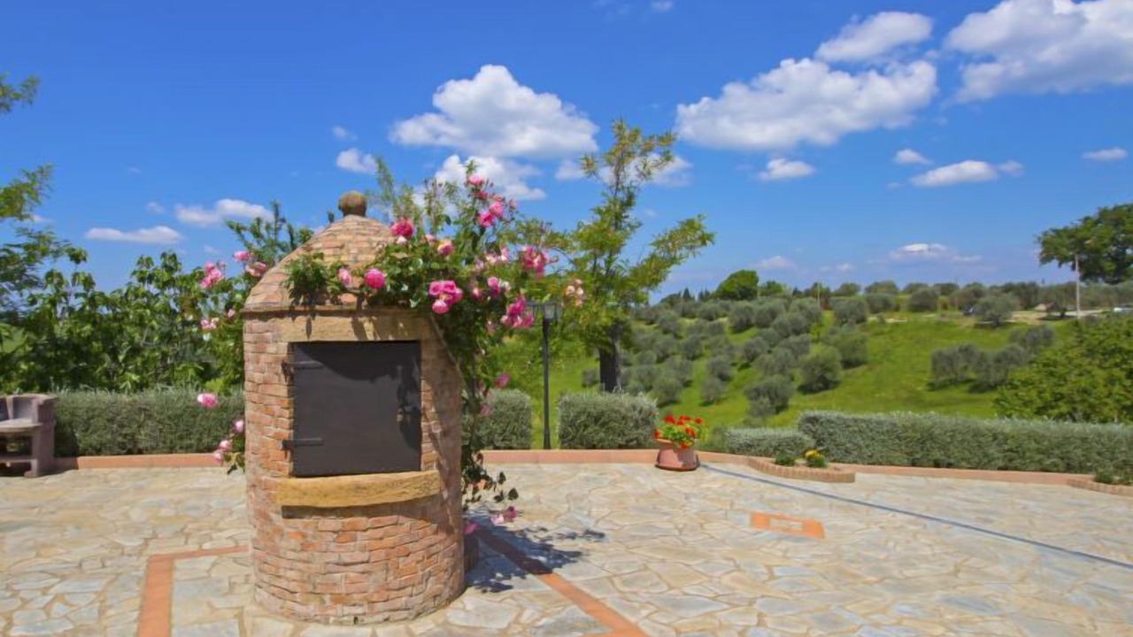 Photo of Others in Volterra