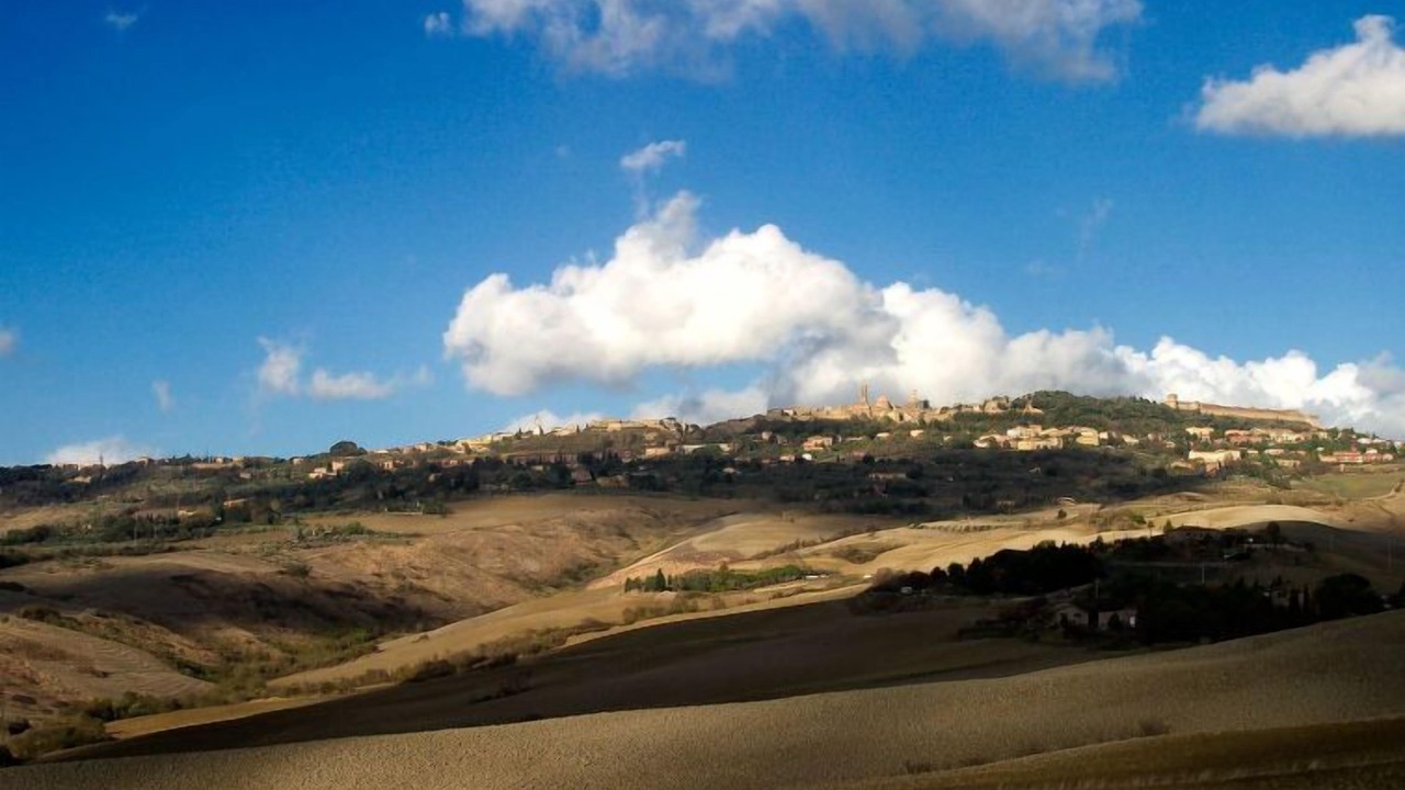 Photo of Others in Volterra