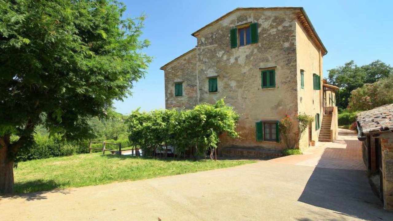 Photo of Others in Volterra