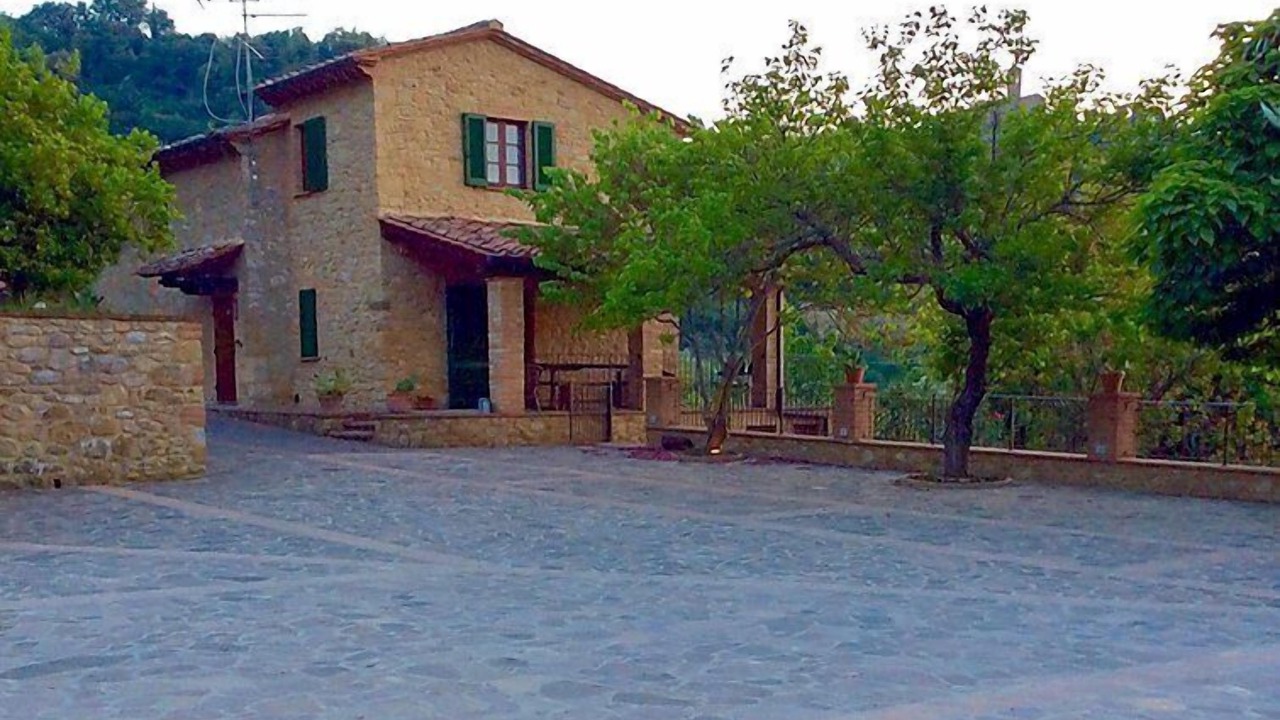 Photo of Others in Volterra
