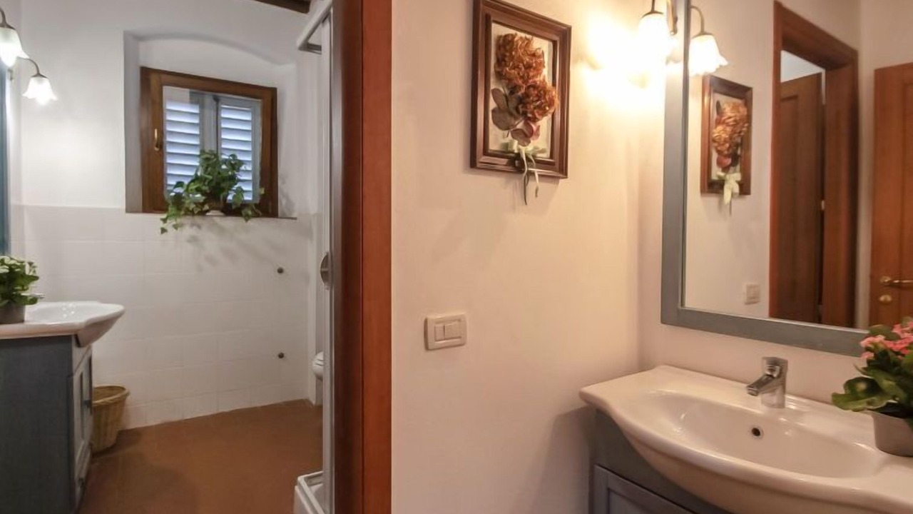 Photo of Bathroom in Serravalle Pistoiese
