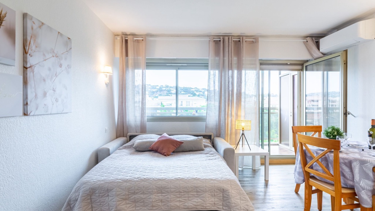 Photo of Livingroom in Sainte-Maxime City Centre