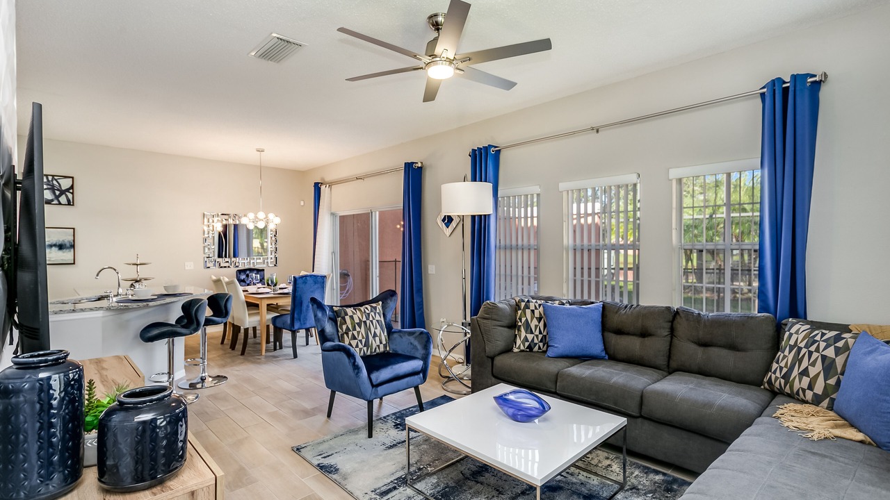Photo of Livingroom in Lake Berkley