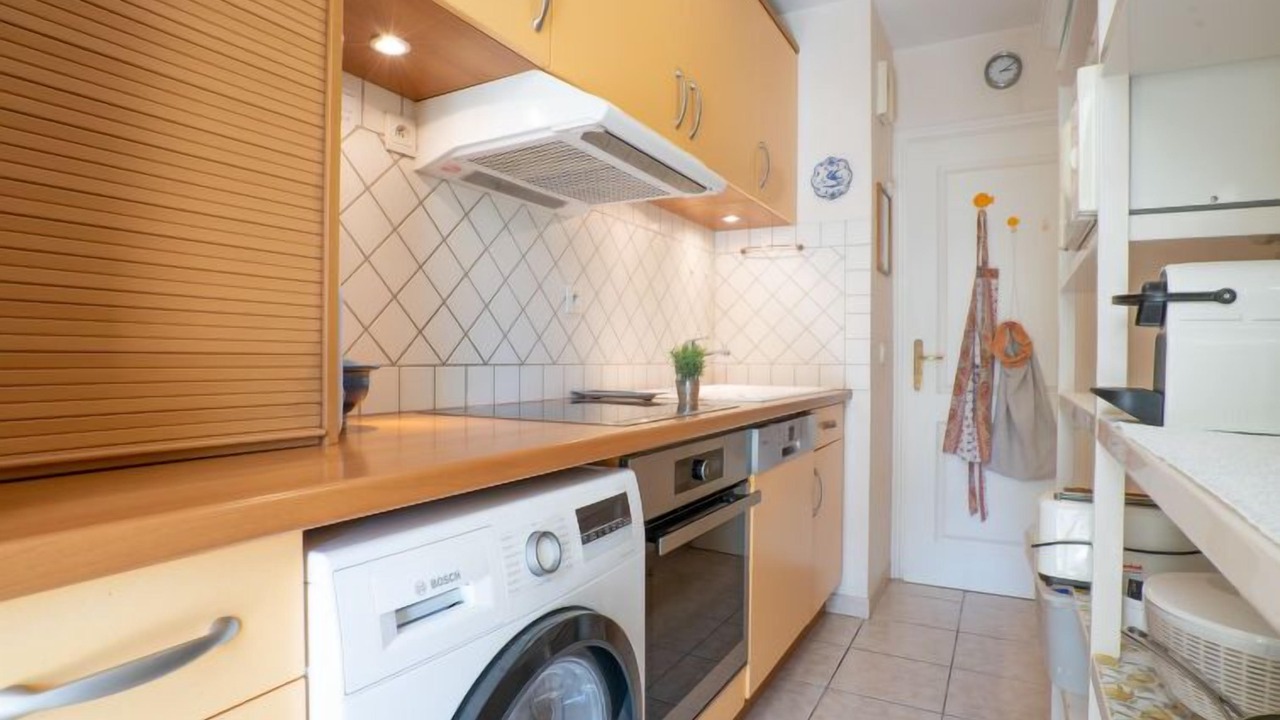 Photo of Bedroom in Saint-Aygulf