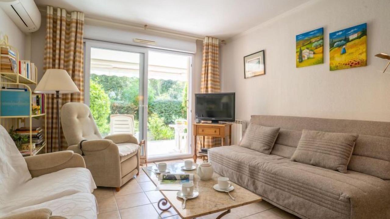 Photo of Livingroom in Saint-Aygulf