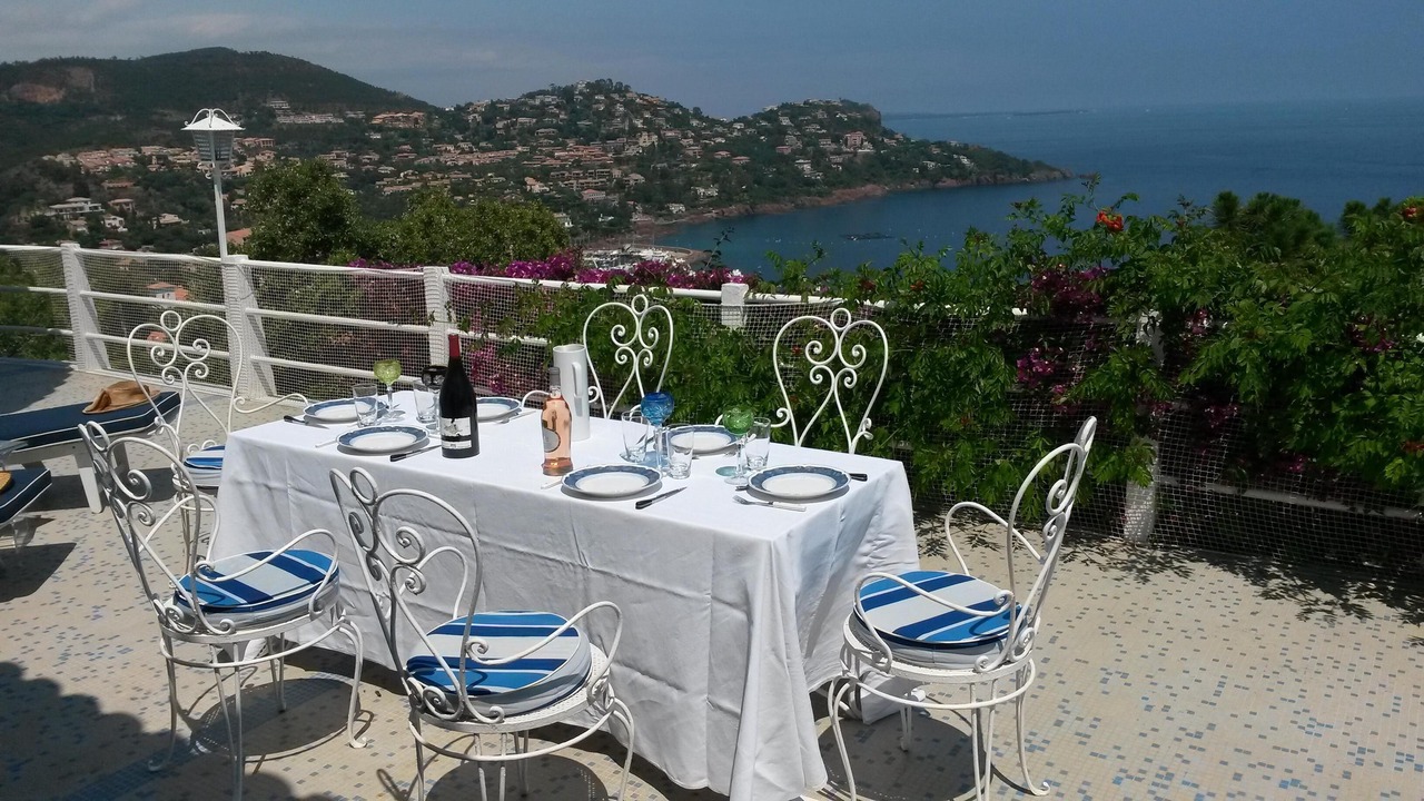 Photo of Outdoor in Espero-Pax
