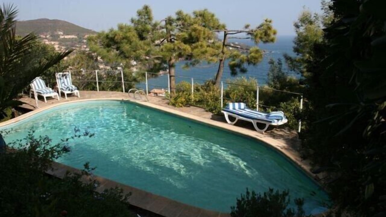 Photo of Outdoor in Espero-Pax