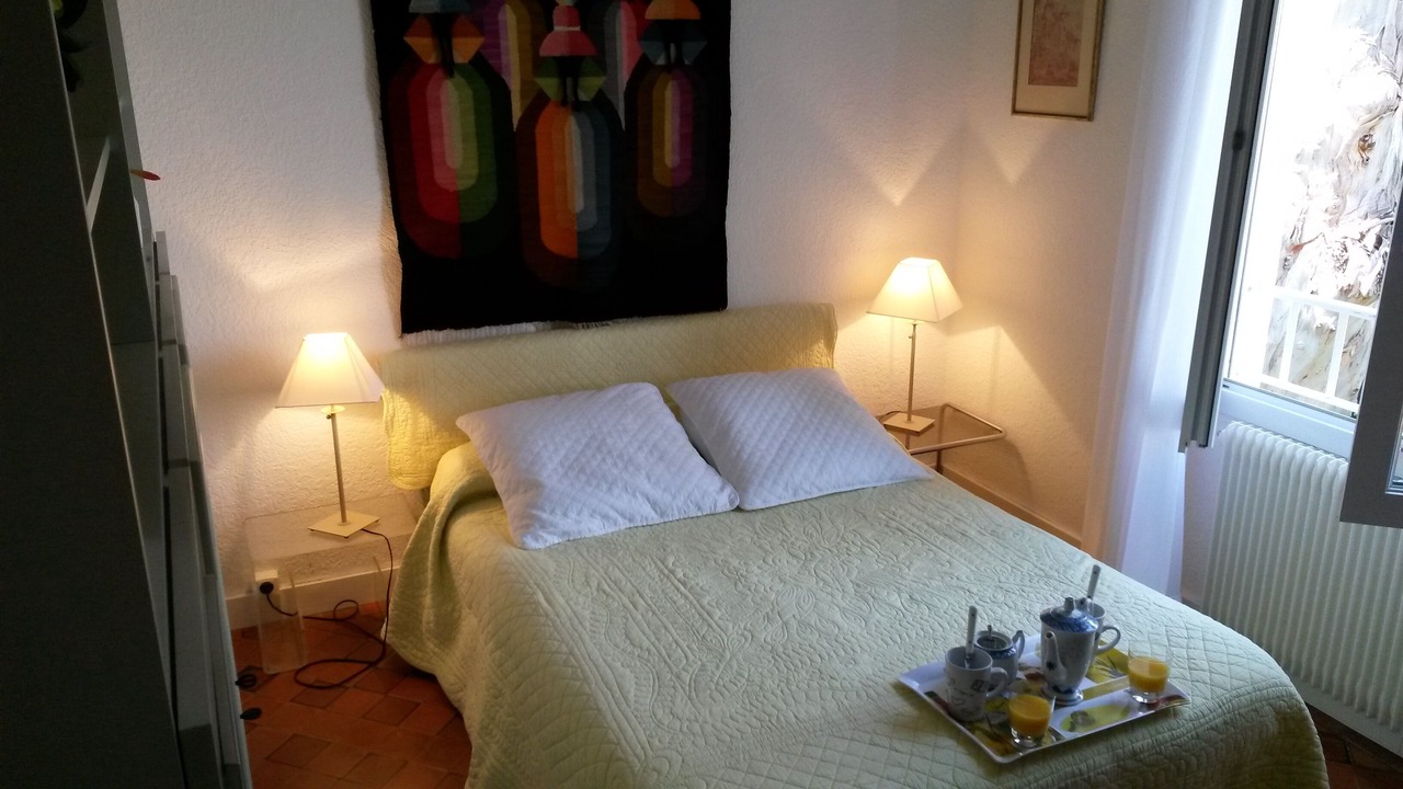 Photo of Bedroom in Espero-Pax
