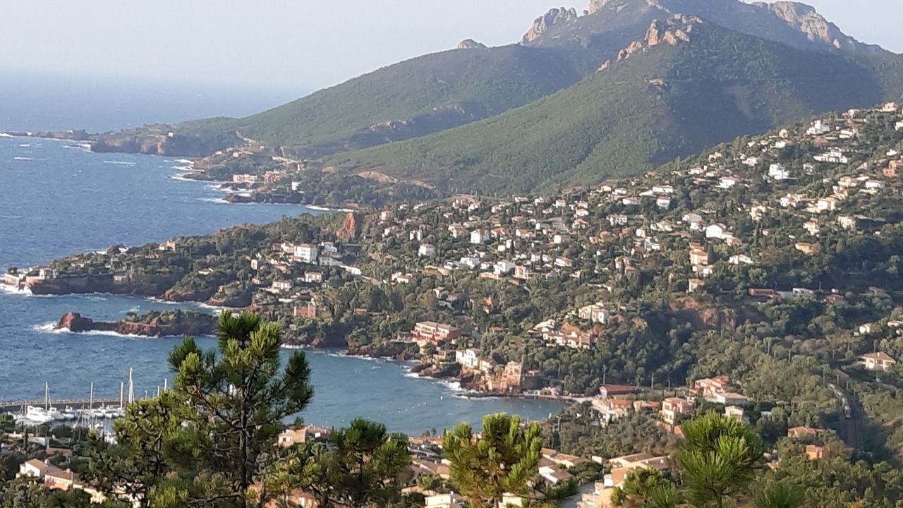Photo of Outdoor in Espero-Pax