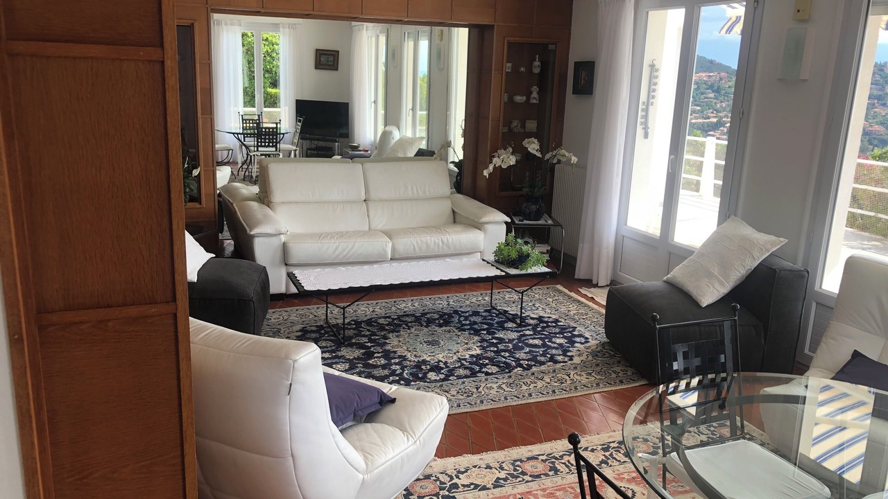 Photo of Livingroom in Espero-Pax