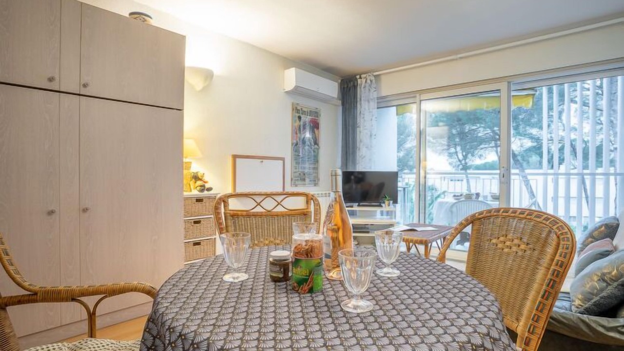 Photo of Bedroom in Boulouris-sur-Mer