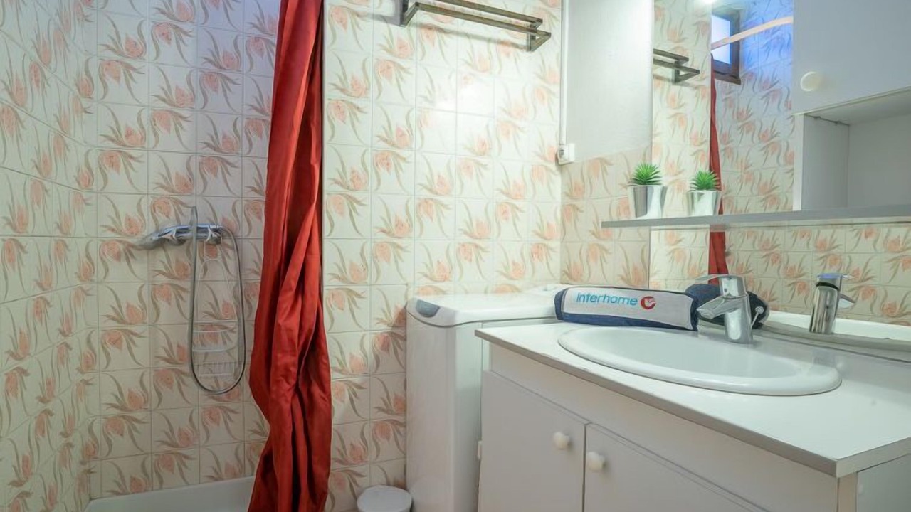 Photo of Bathroom in Boulouris-sur-Mer