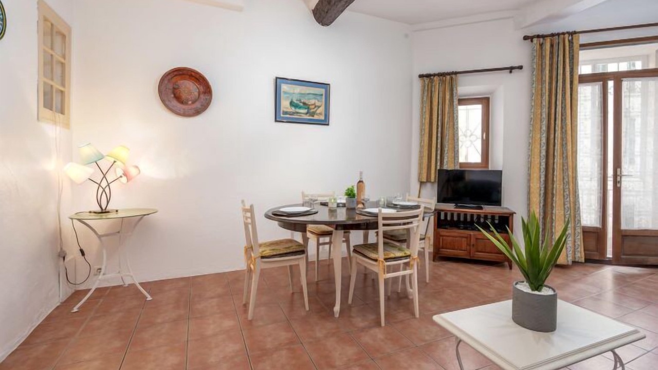 Photo of Livingroom in Antibes Old Town