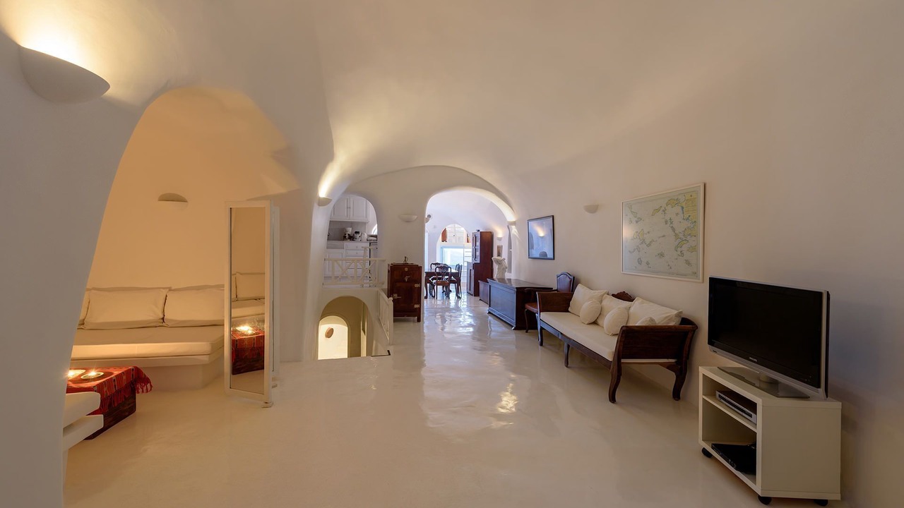 Photo of Others in Oia