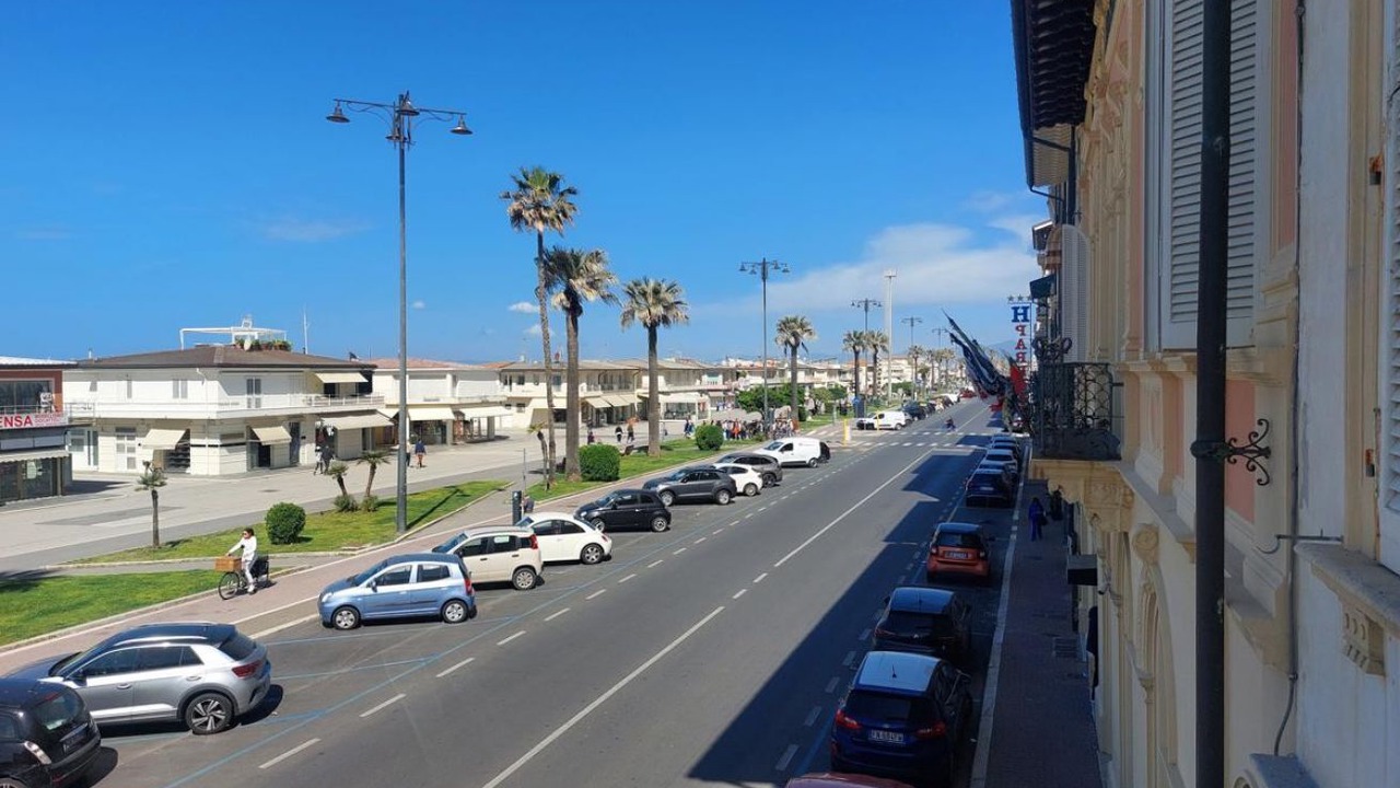 Photo of Others in Viareggio