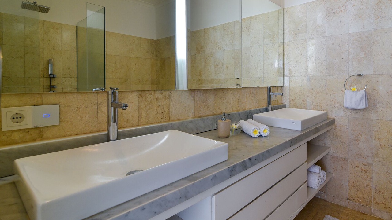 Photo of Bathroom in Kaliasem