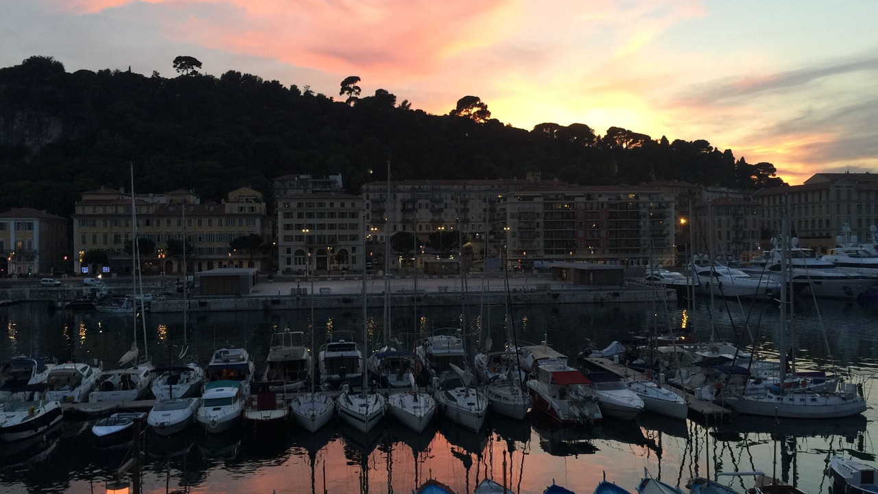 Photo of Others in Quartier du Port