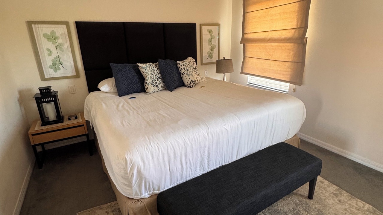 Photo of Bedroom in Sunset Lakes