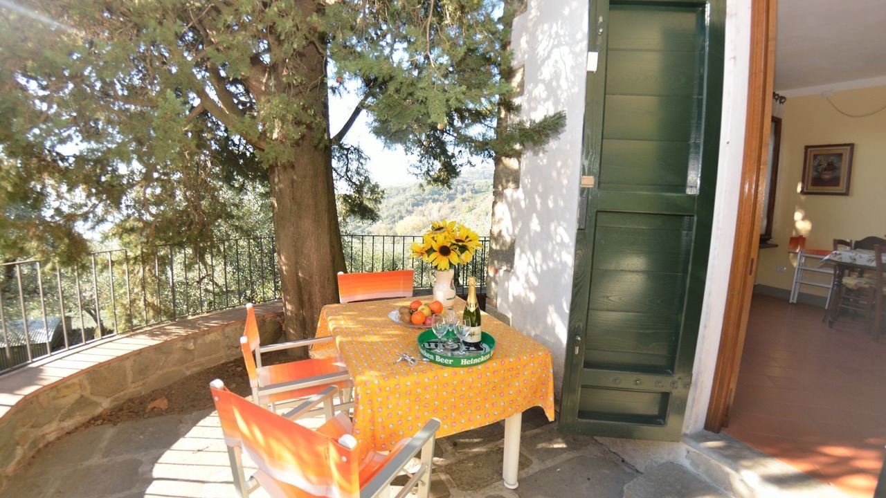 Photo of Patio Balcony in San Gennaro