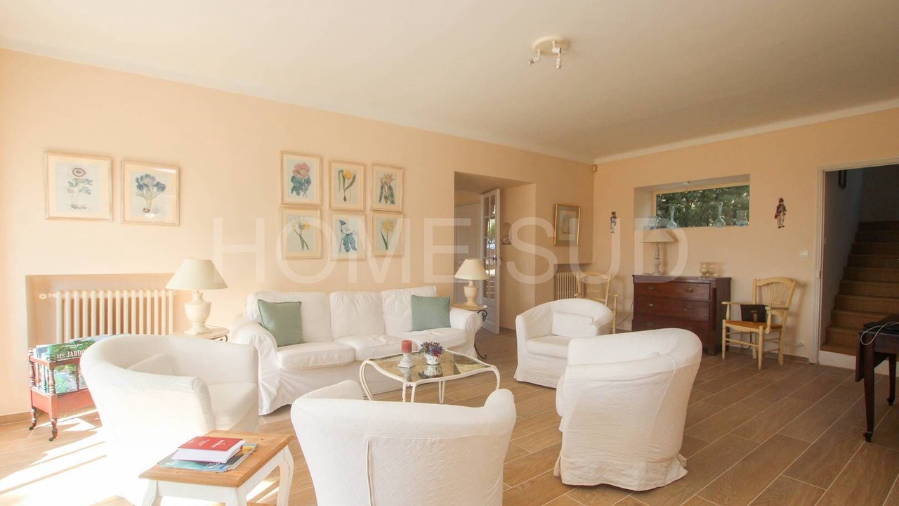 Photo of Livingroom in Mouans-Sartoux