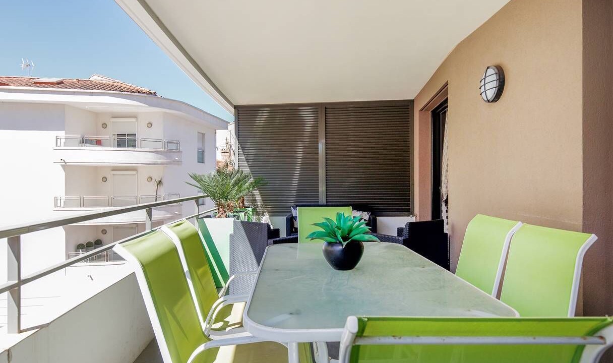 Photo of Outdoor in California - Pezou