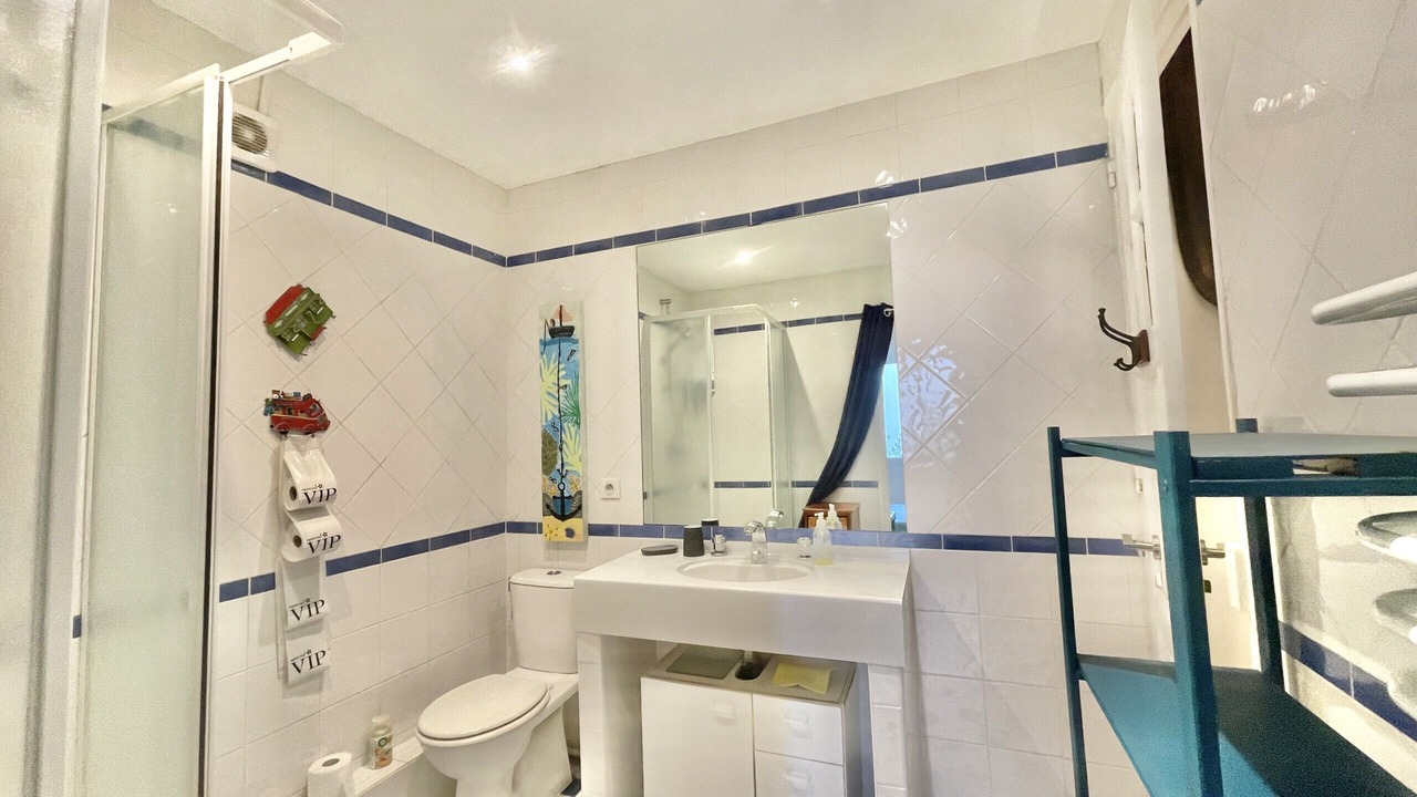 Photo of Bathroom in Cannes