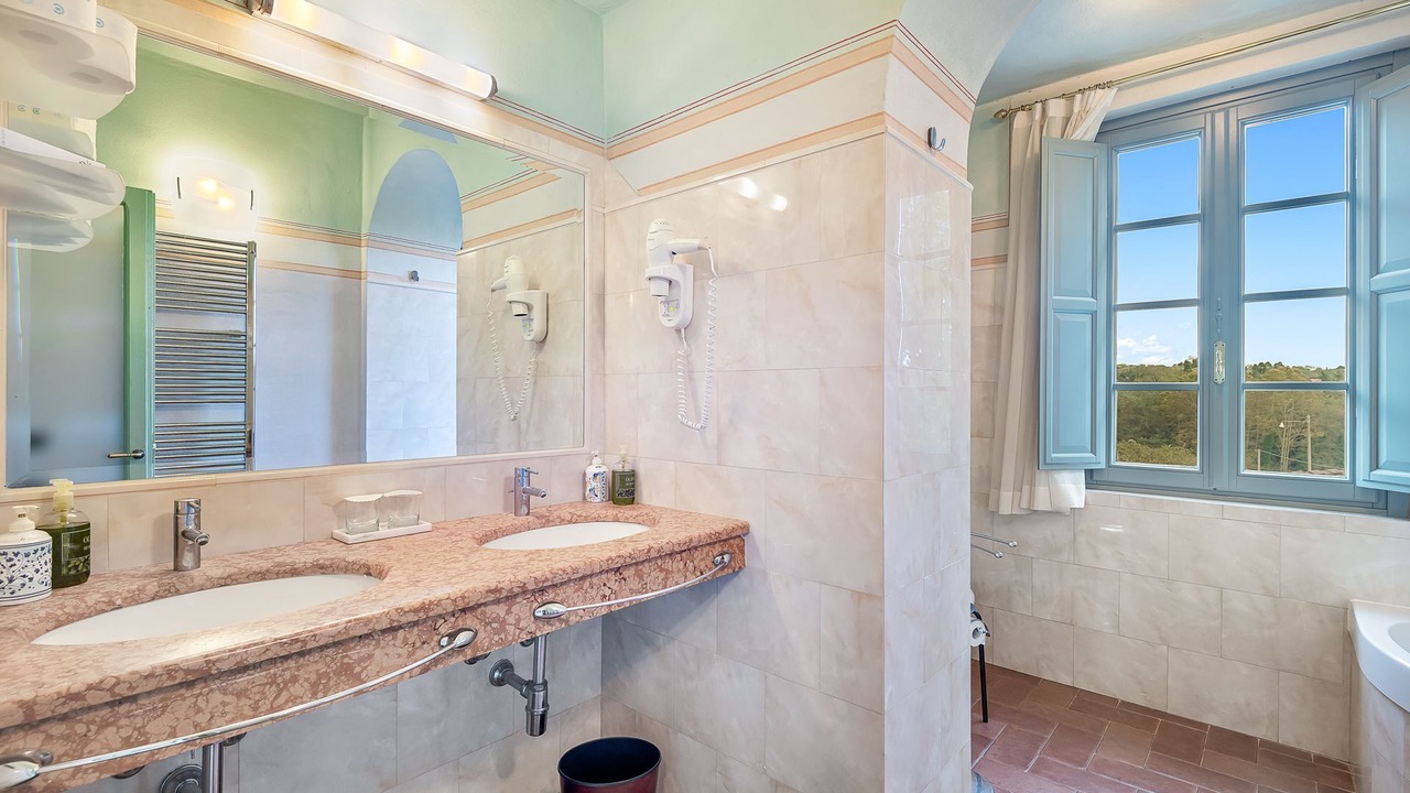 Photo of Bathroom in Buonconvento