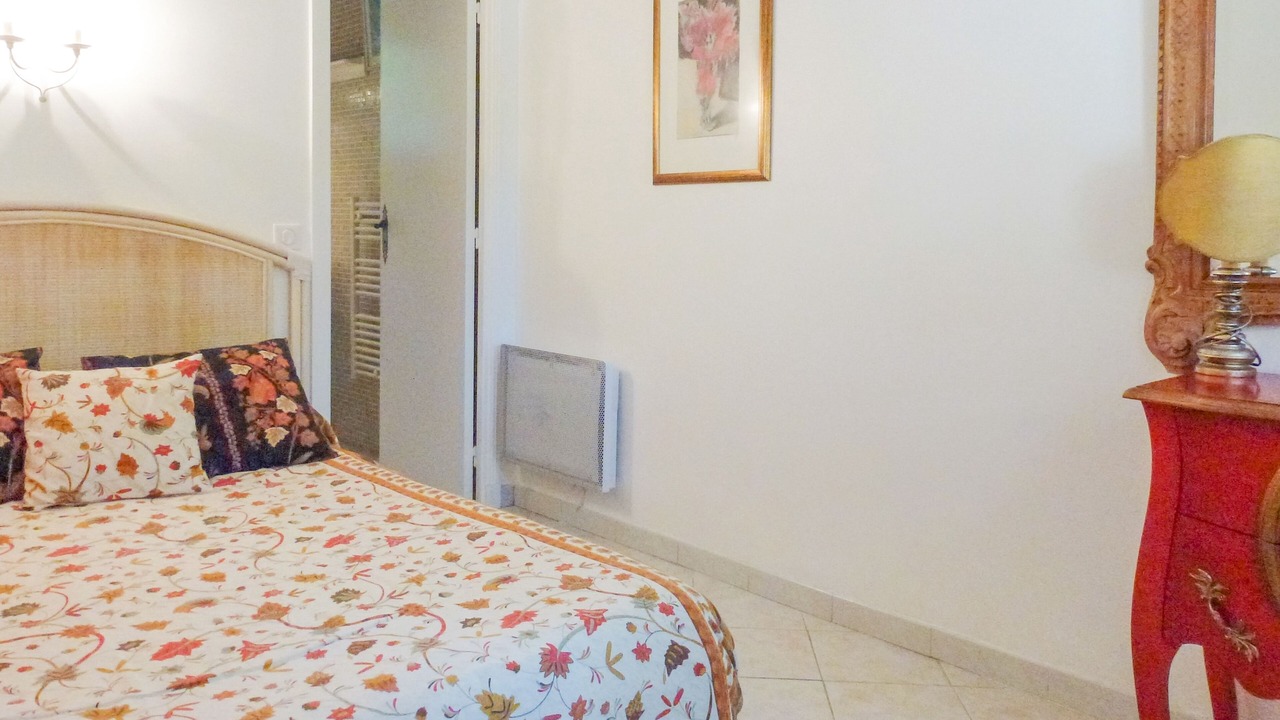 Photo of Bedroom in Saint-Roman